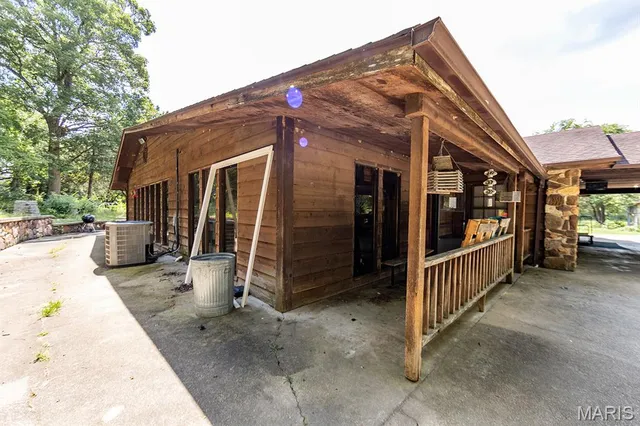 $699,000 | 81 Pilkenton Lane, Cuba, MO 65453