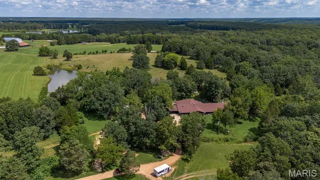 $699,000 | 81 Pilkenton Lane, Cuba, MO 65453