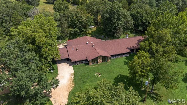 $699,000 | 81 Pilkenton Lane, Cuba, MO 65453