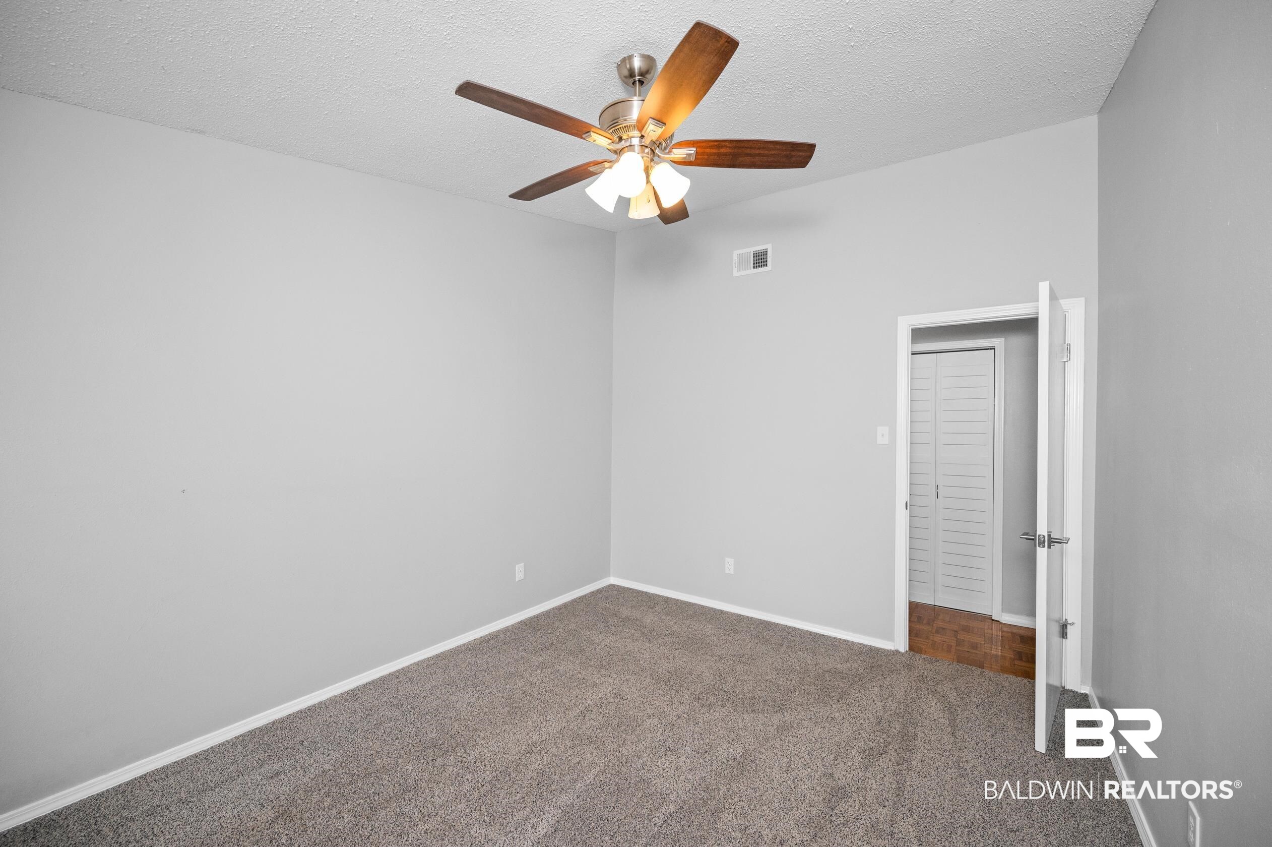 6040 Grelot Road, Unit 201 Mobile, AL 36609 - Photo 17 of 21