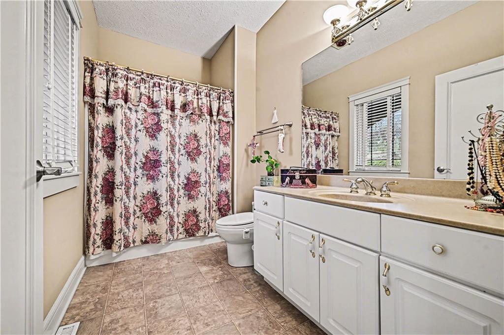2905 Southwest 19th Street Blue Springs, MO 64015 - Photo 23 of 50