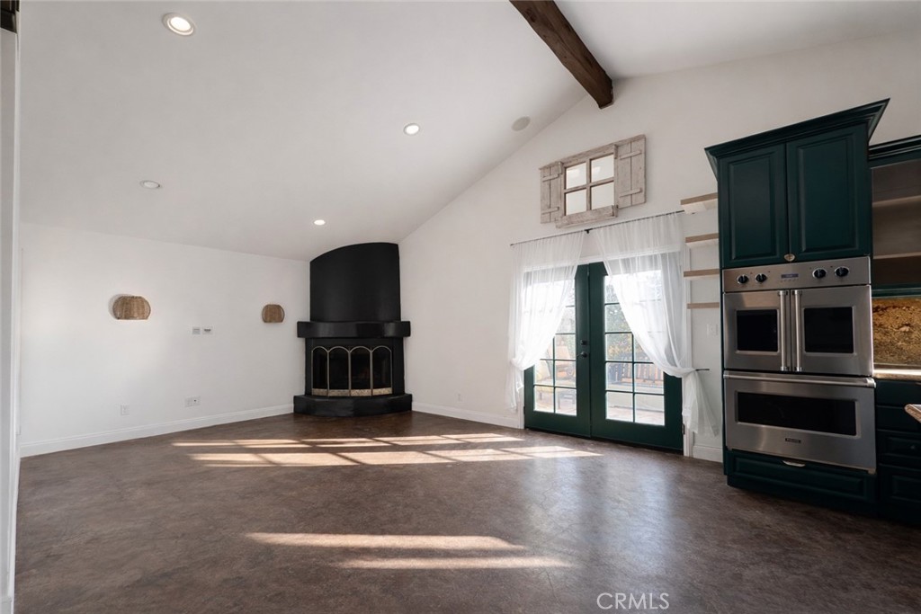 7326 Vanalden Avenue Reseda, CA 91335 - Photo 9 of 21