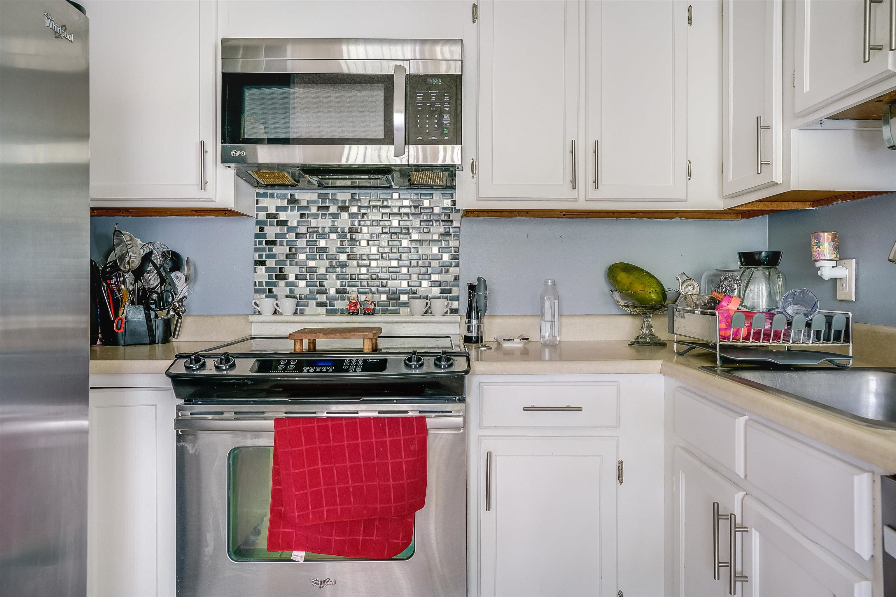 33 Carlene Drive Nashua, NH 03062 - Photo 12 of 27