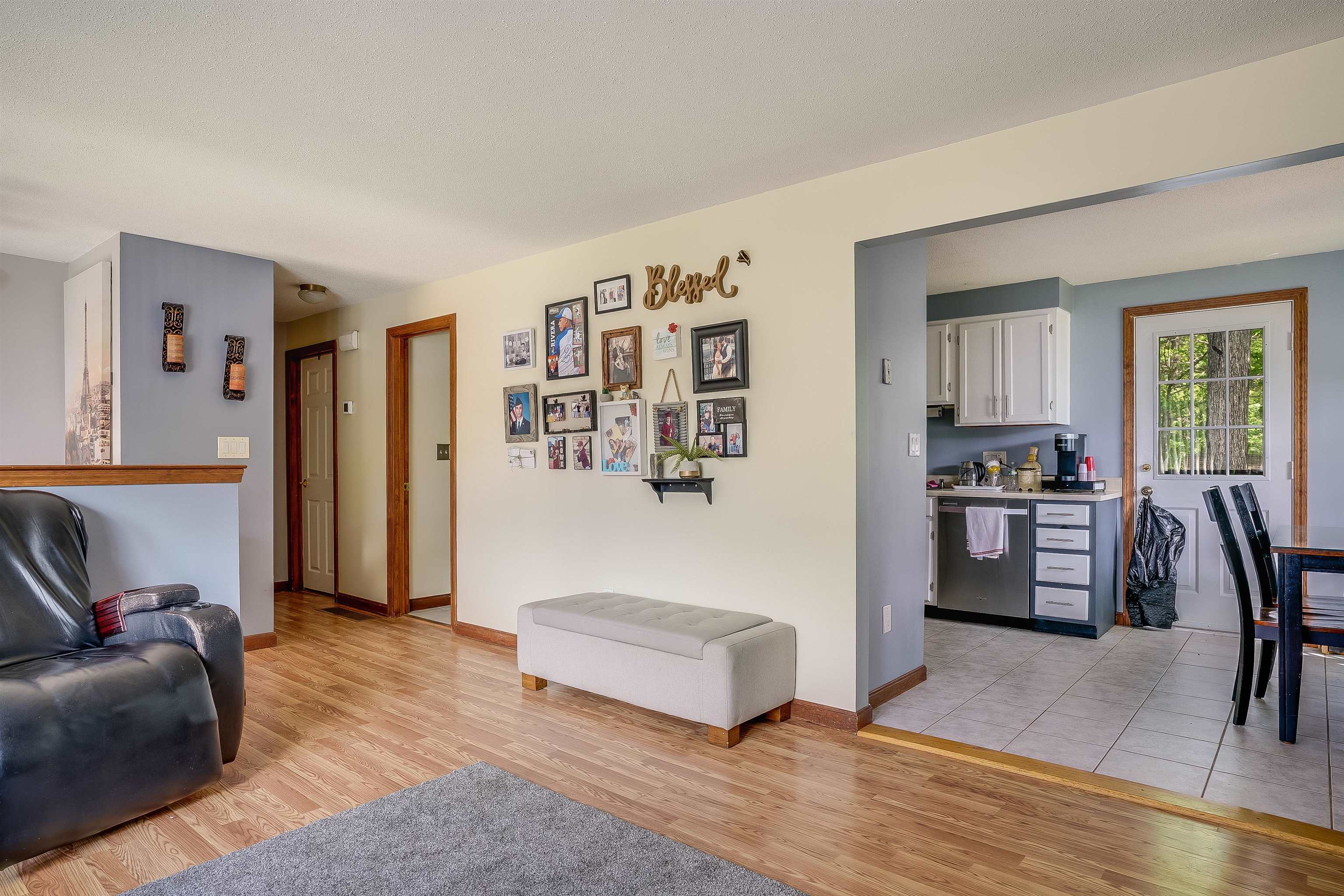 33 Carlene Drive Nashua, NH 03062 - Photo 16 of 27