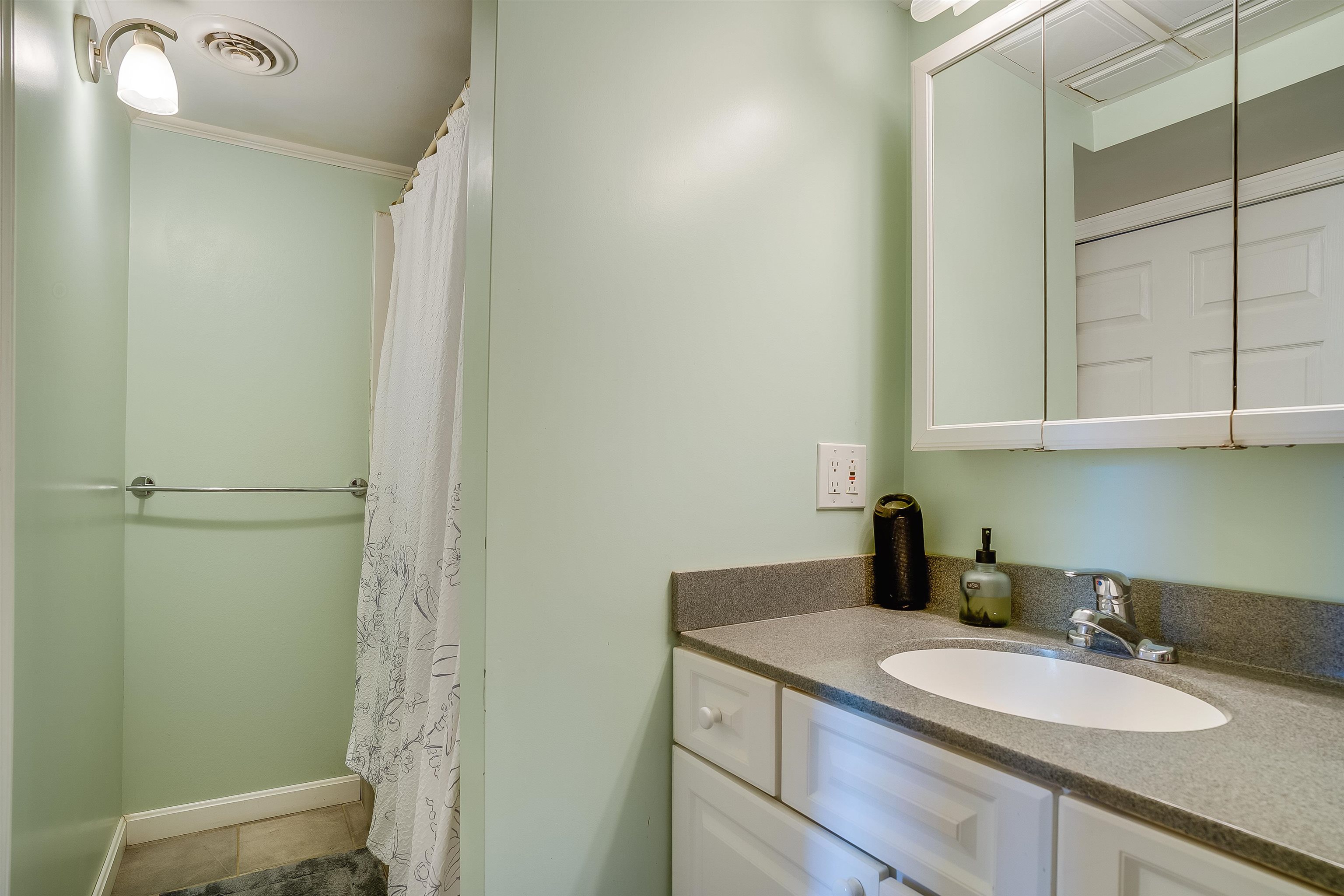 33 Carlene Drive Nashua, NH 03062 - Photo 27 of 27