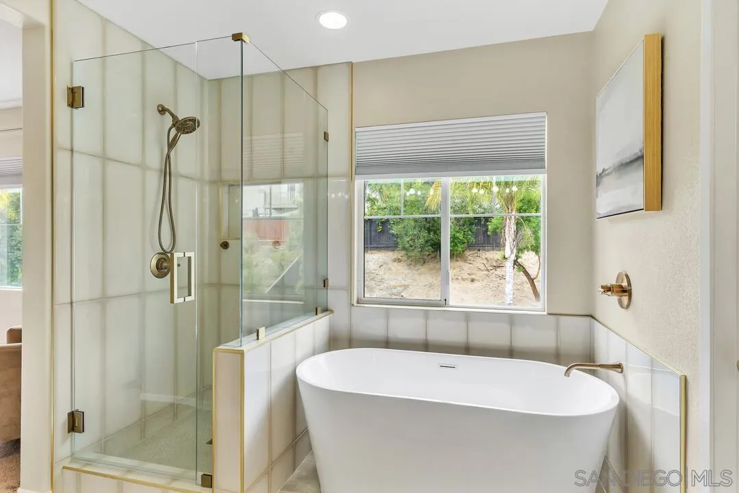 1084 Greenway Road Oceanside, CA 92057 - Photo 18 of 21