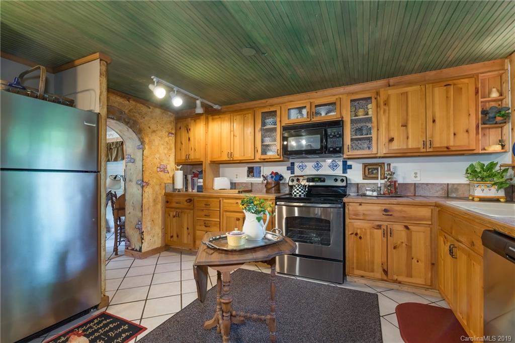 424 Chimney Rock Road Rutherfordton, NC 28139 - Photo 13 of 42