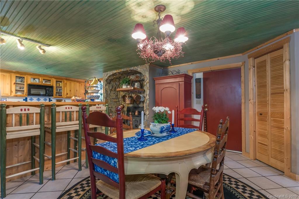 424 Chimney Rock Road Rutherfordton, NC 28139 - Photo 15 of 42