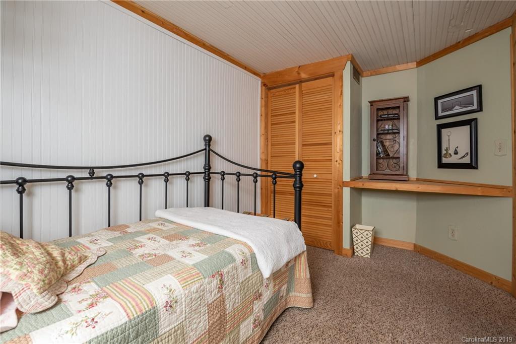 424 Chimney Rock Road Rutherfordton, NC 28139 - Photo 19 of 42
