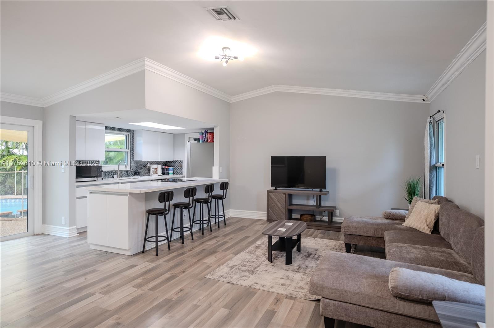 4541 Southwest 28th Terrace Dania Beach, FL 33312 - Photo 6 of 11