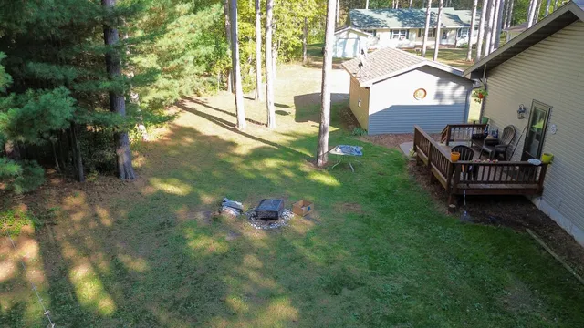 $975,000 | W6490 Pineland Drive, Wild Rose, WI 54984