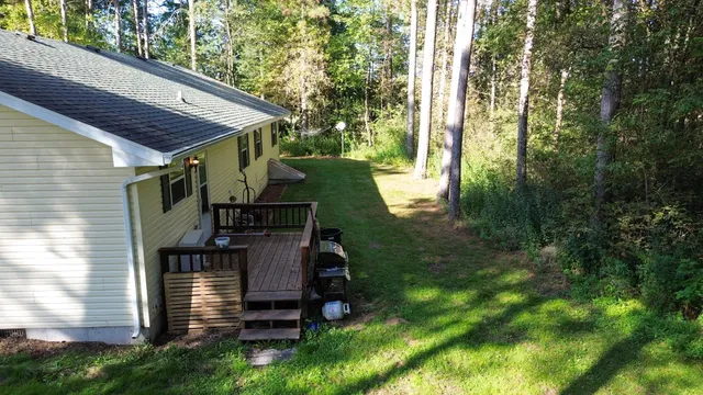 $975,000 | W6490 Pineland Drive, Wild Rose, WI 54984