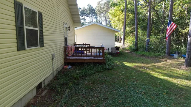 $975,000 | W6490 Pineland Drive, Wild Rose, WI 54984