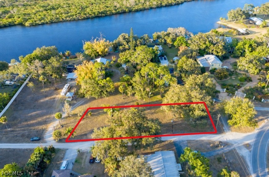2014 Fort Denaud Road LaBelle, FL 33935 - Photo 2 of 11
