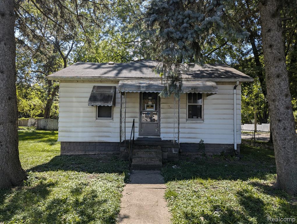 69 West Rutgers Avenue Pontiac, MI 48340 - Photo 2 of 25 Gallery Image 2