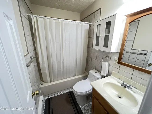 $2,000 | 9424 Juniper Drive, Tobyhanna, PA 18466