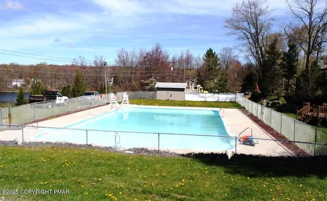 $2,000 | 9424 Juniper Drive, Tobyhanna, PA 18466