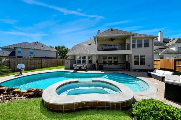 $599,990 | 10810 Lake Raven Court, Cypress, TX 77433