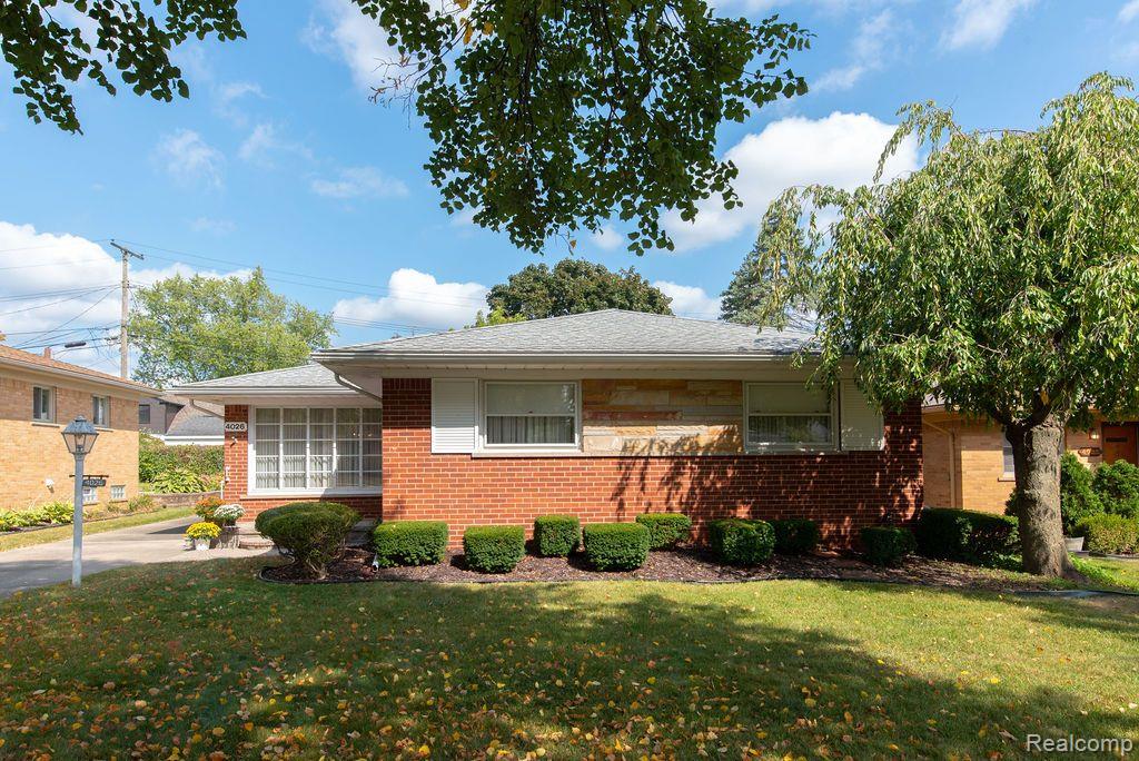 4026 Highfield Road Royal Oak, MI 48073 - Photo 3 of 34