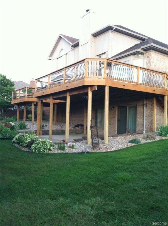 1047 Skyview Court Rochester, MI 48307 - Photo 2 of 10 photo 4Skyview.JPG