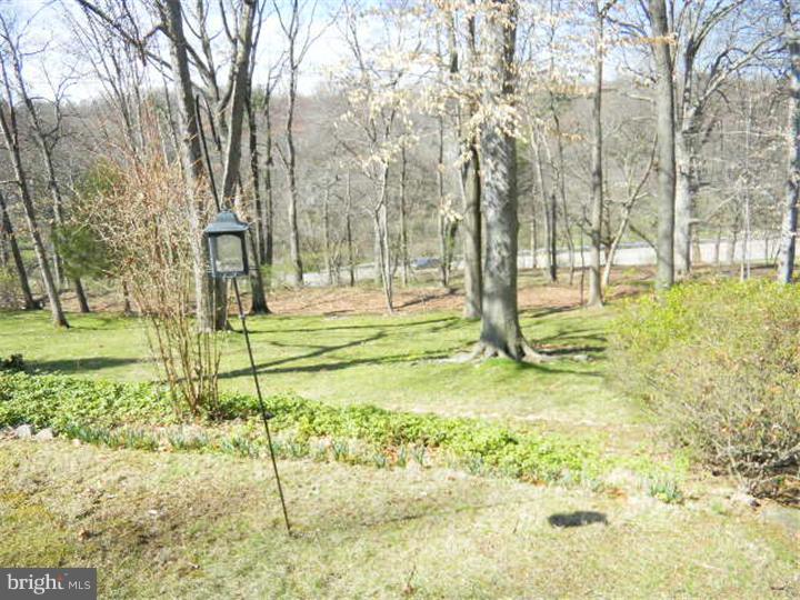 369 Malin Road Newtown Square, PA 19073 - Photo 21 of 24