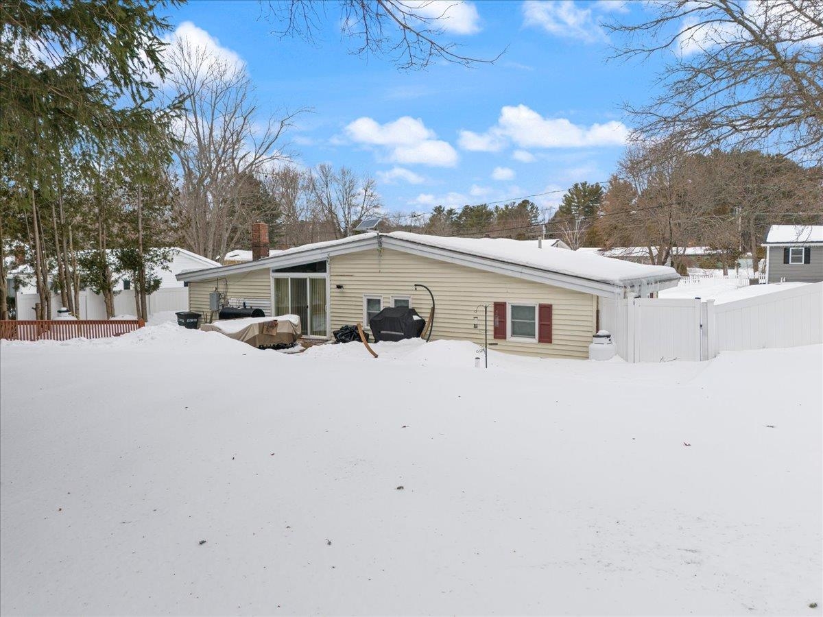 11 Austin Drive Dover, NH 03820 - Photo 22 of 40