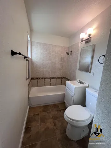 $2,200 | 480 Lindley Drive, Sacramento, CA 95815