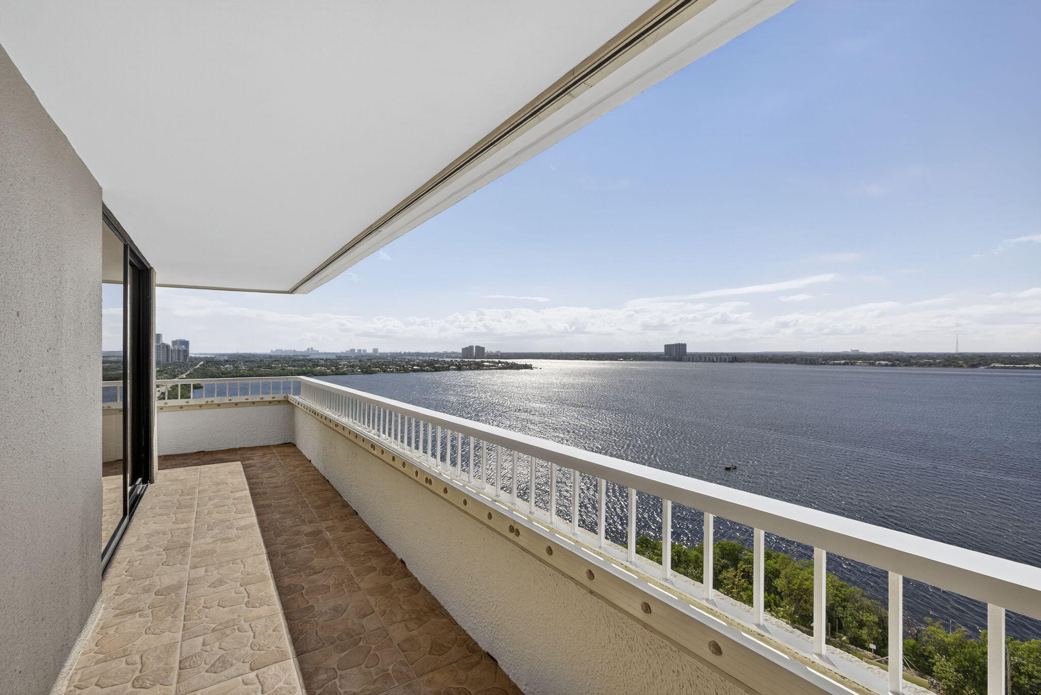 5280 North Ocean Drive, Unit 15E Singer Island, FL 33404 - Photo 2 of 53 Intracoastal and Ocean Views