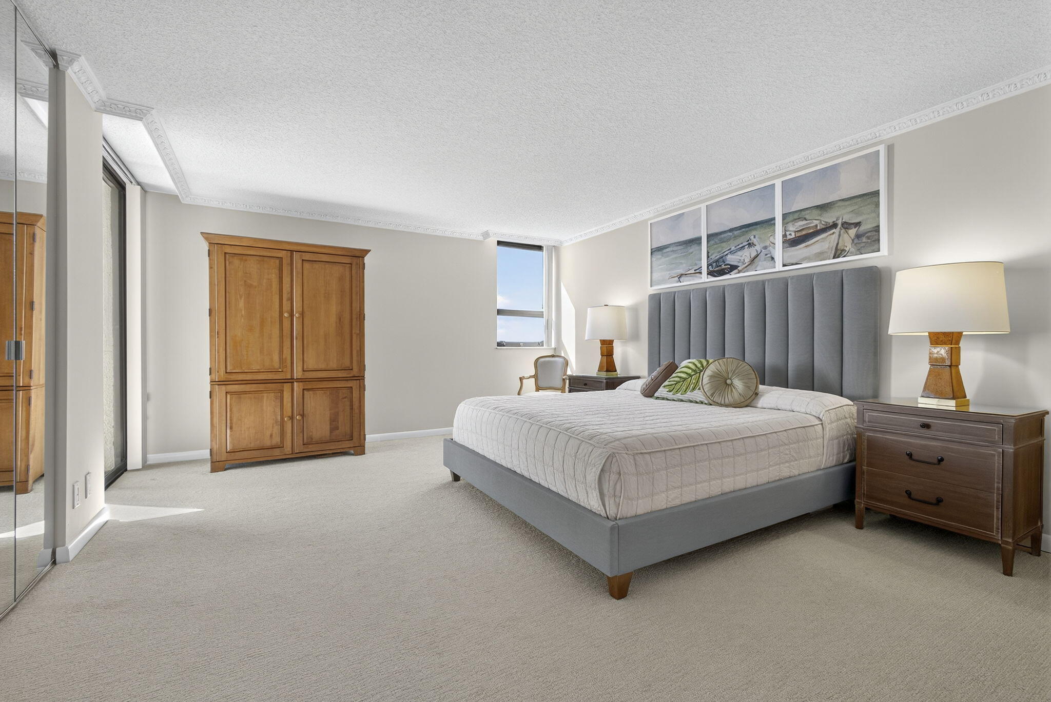 5280 North Ocean Drive, Unit 15E Singer Island, FL 33404 - Photo 29 of 53 Masterbedroom