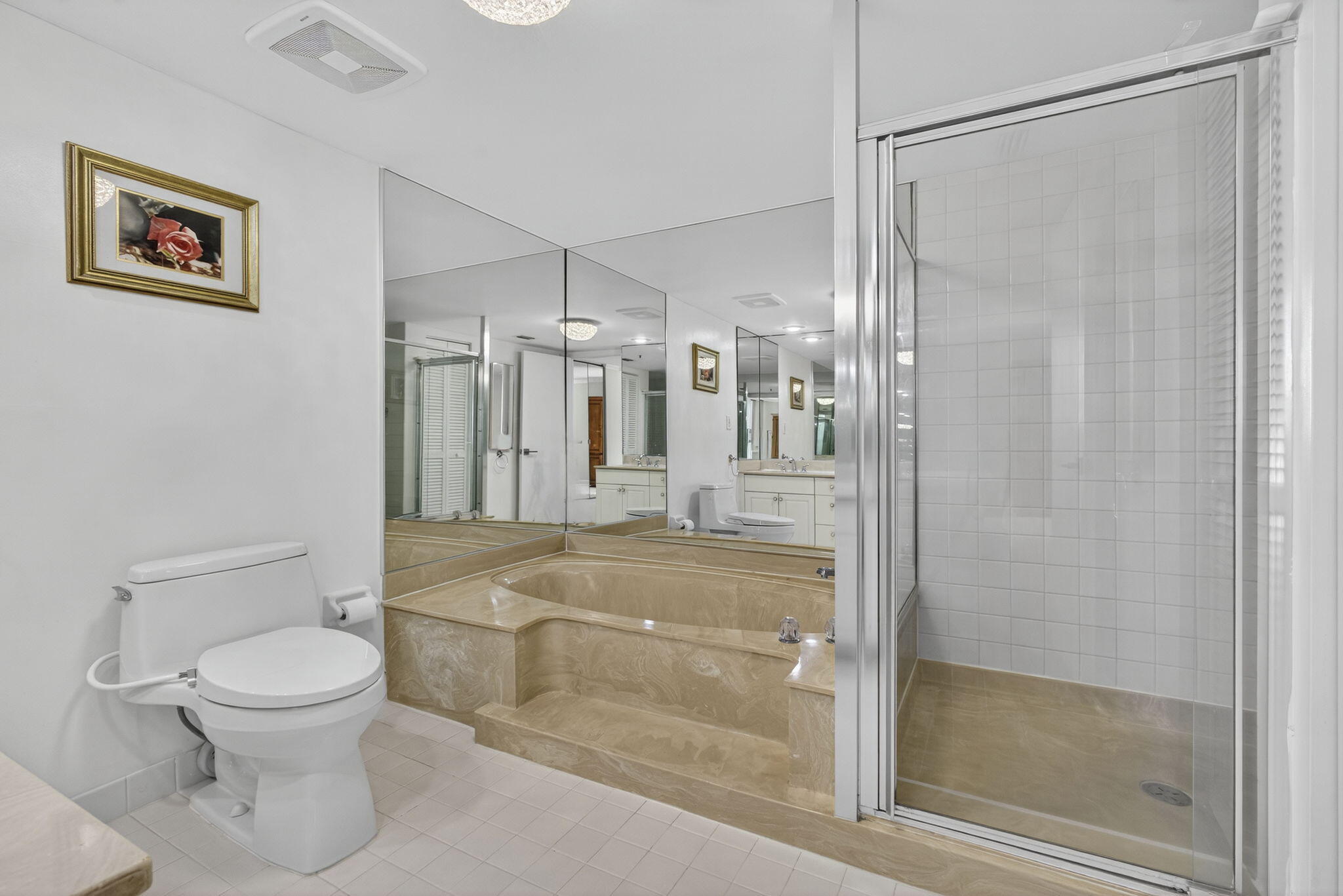 5280 North Ocean Drive, Unit 15E Singer Island, FL 33404 - Photo 32 of 53 Master Bath40-web-or-mls-BS1A3119
