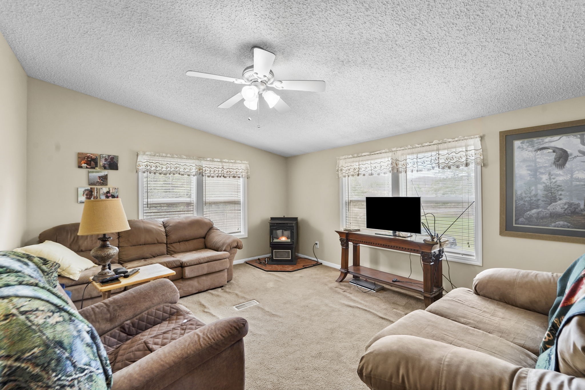 20 English Hill Road Chenango Forks, NY 13746 - Photo 11 of 35