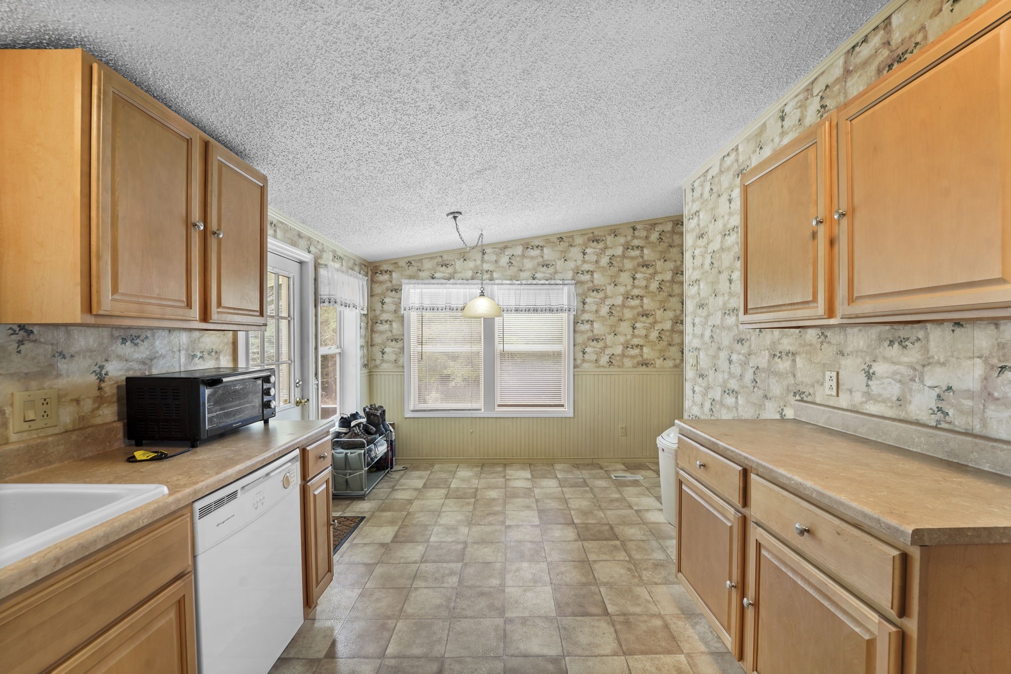 20 English Hill Road Chenango Forks, NY 13746 - Photo 15 of 35