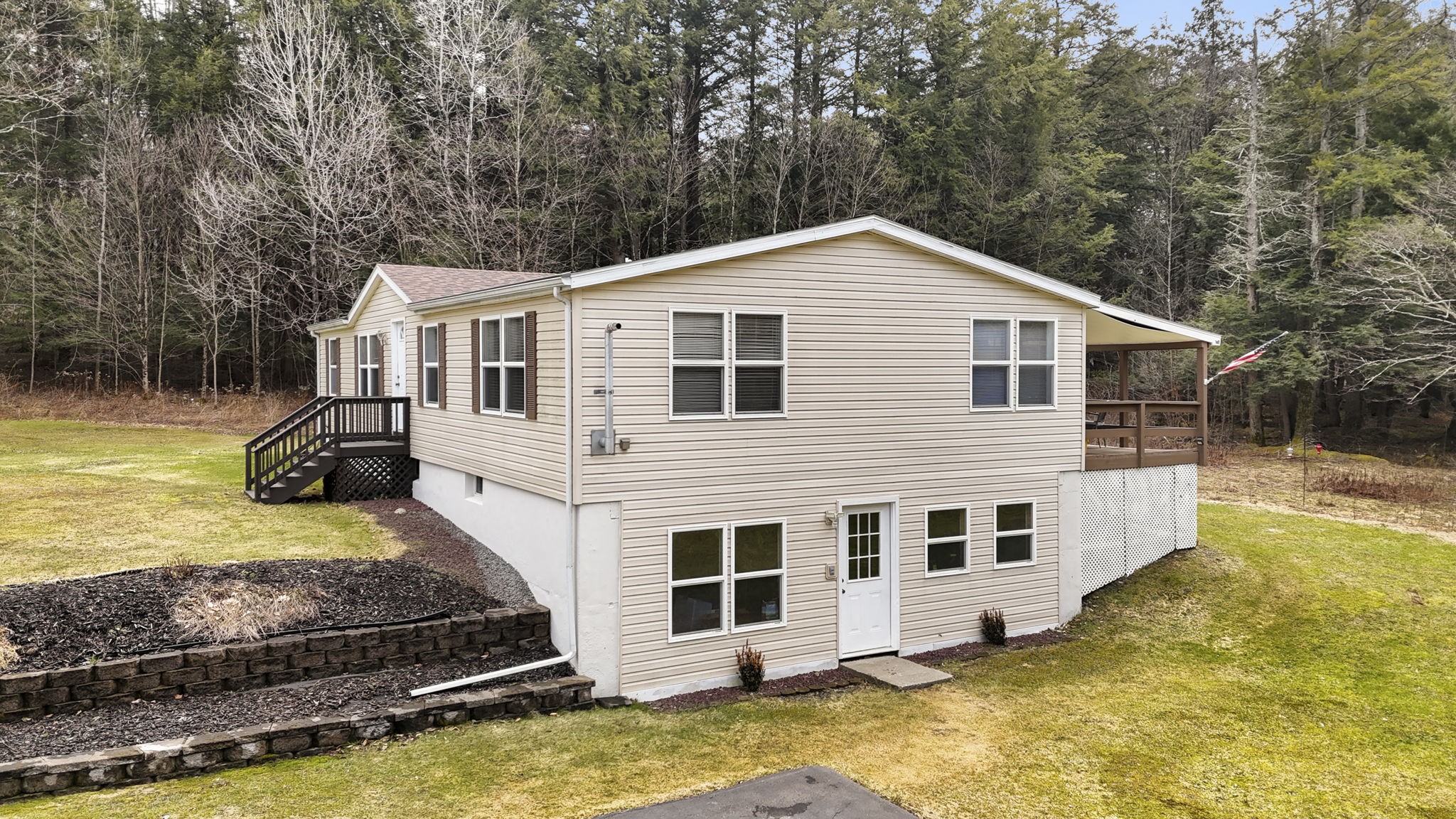 20 English Hill Road Chenango Forks, NY 13746 - Photo 3 of 35