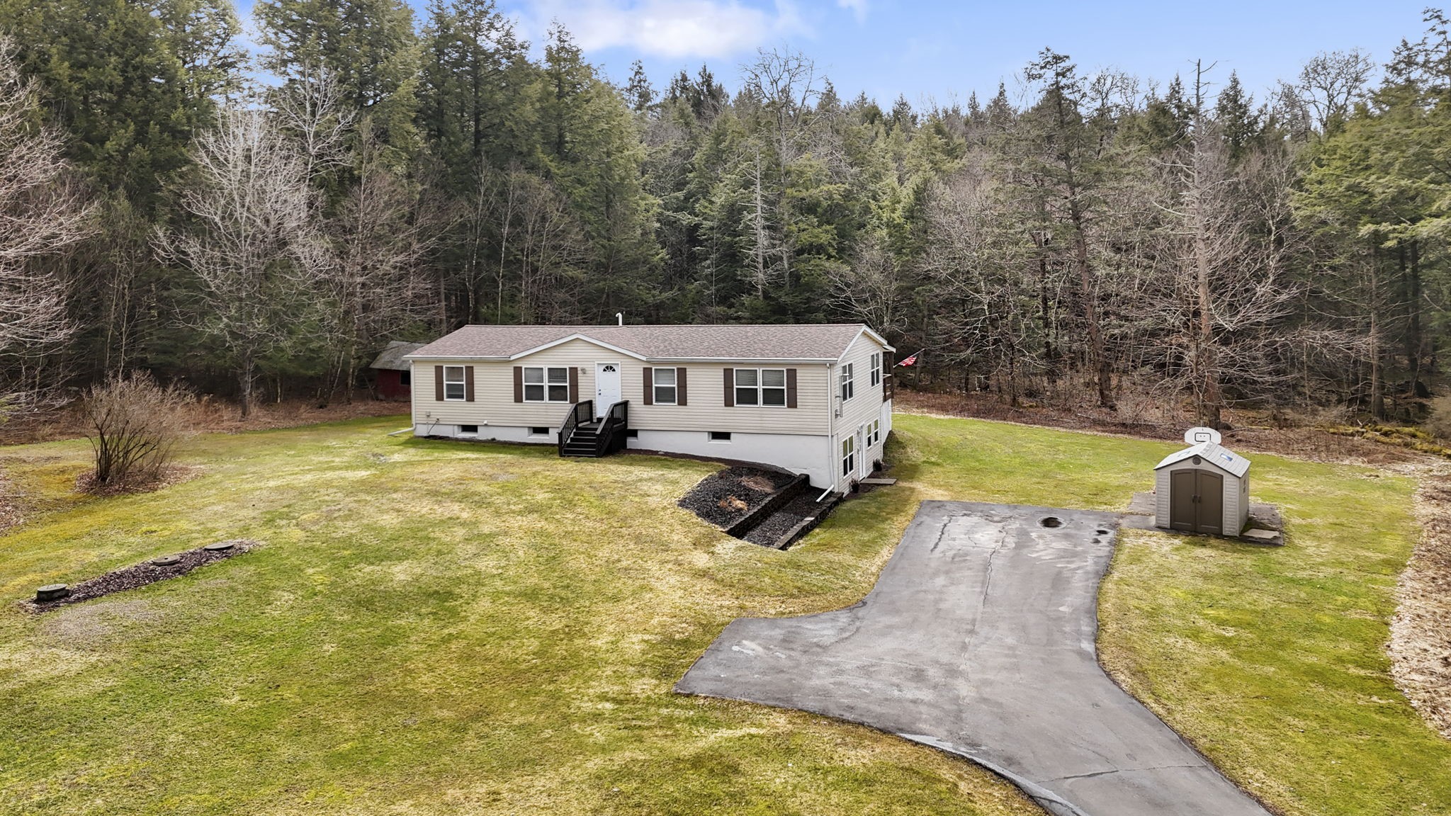 20 English Hill Road Chenango Forks, NY 13746 - Photo 32 of 35