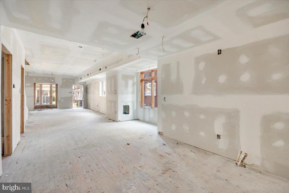 34 East 23rd Street Chester, PA 19013 - Photo 12 of 29 Combination Kitchen & Dining Room