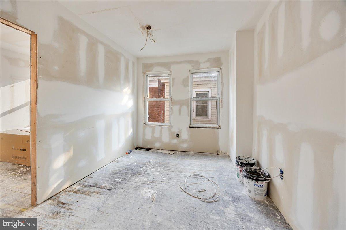 34 East 23rd Street Chester, PA 19013 - Photo 20 of 29 2nd Bedroom