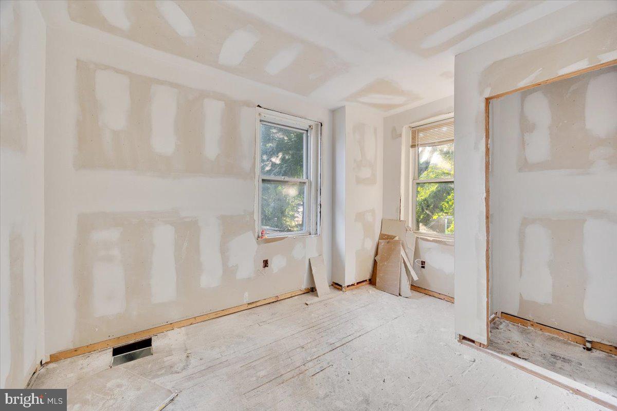 34 East 23rd Street Chester, PA 19013 - Photo 24 of 29 4th Bedroom