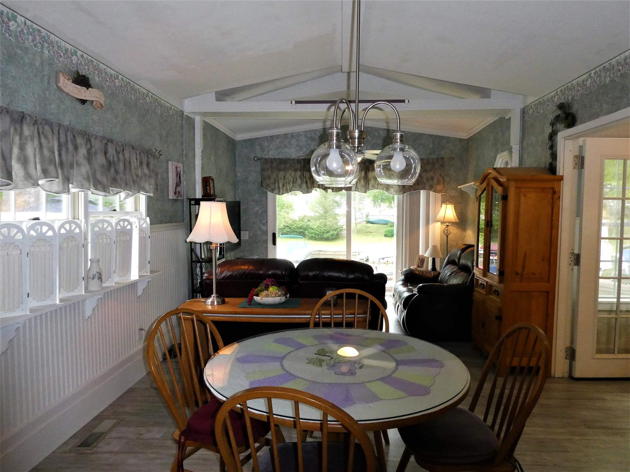 22 West Marina Road Gilford, NH 03249 - Photo 19 of 39 Gallery Image 19