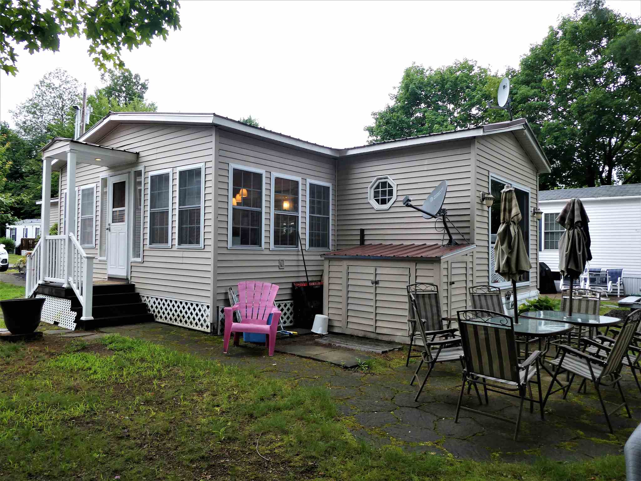 22 West Marina Road Gilford, NH 03249 - Photo 5 of 39 Gallery Image 5