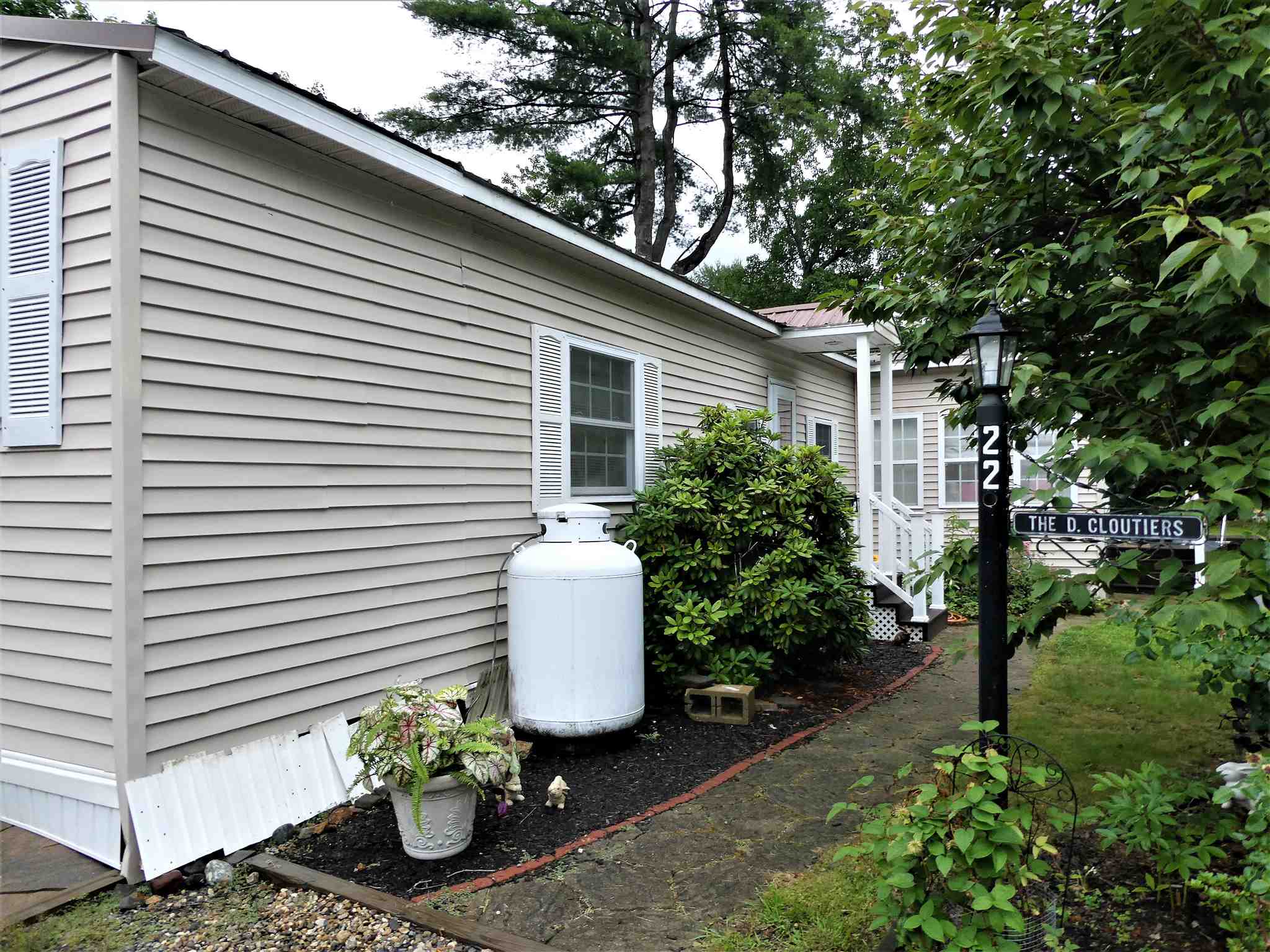 22 West Marina Road Gilford, NH 03249 - Photo 6 of 39 Gallery Image 6