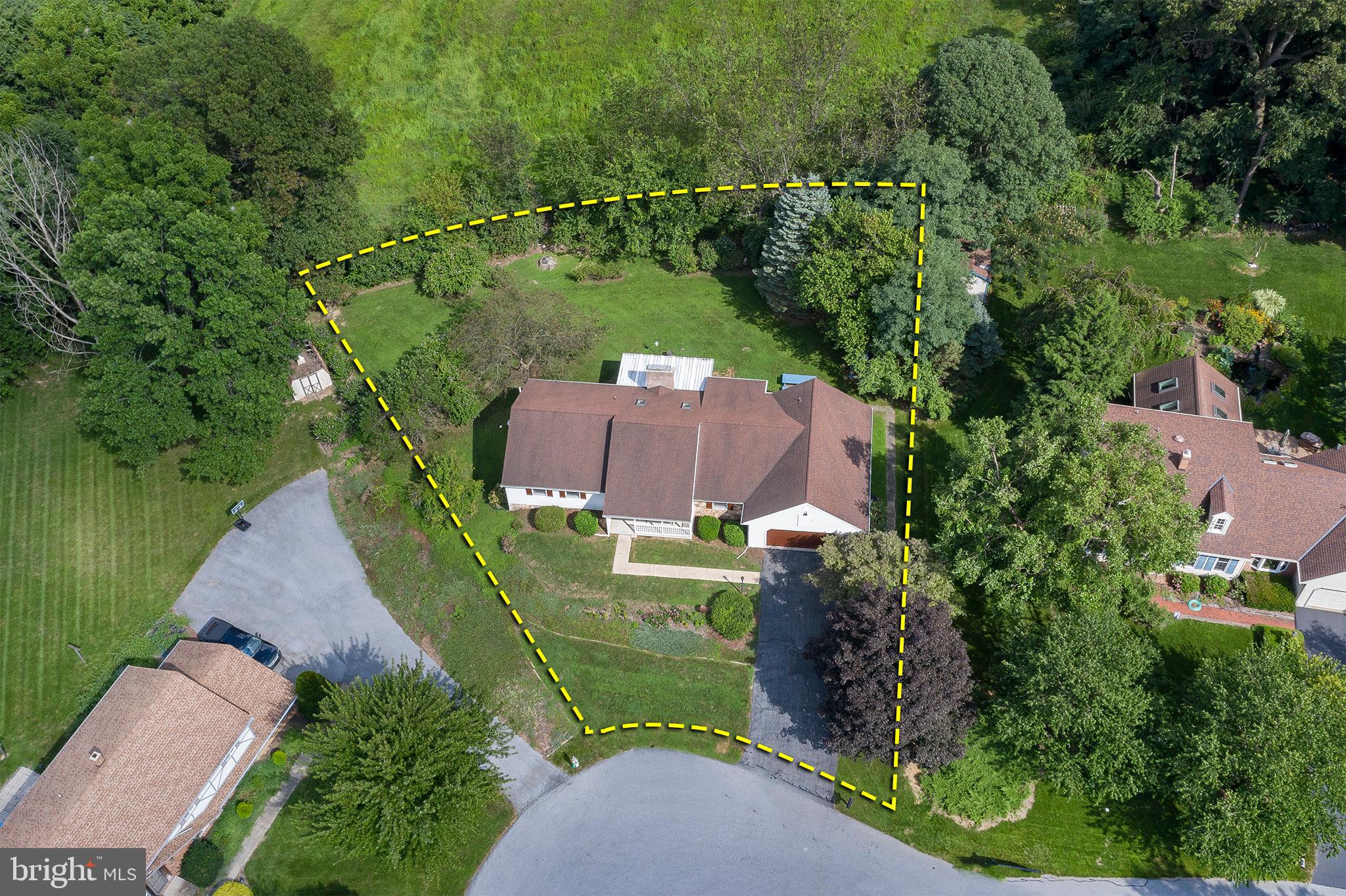 218 Kings Cross Circle Lititz, PA 17543 - Photo 4 of 63