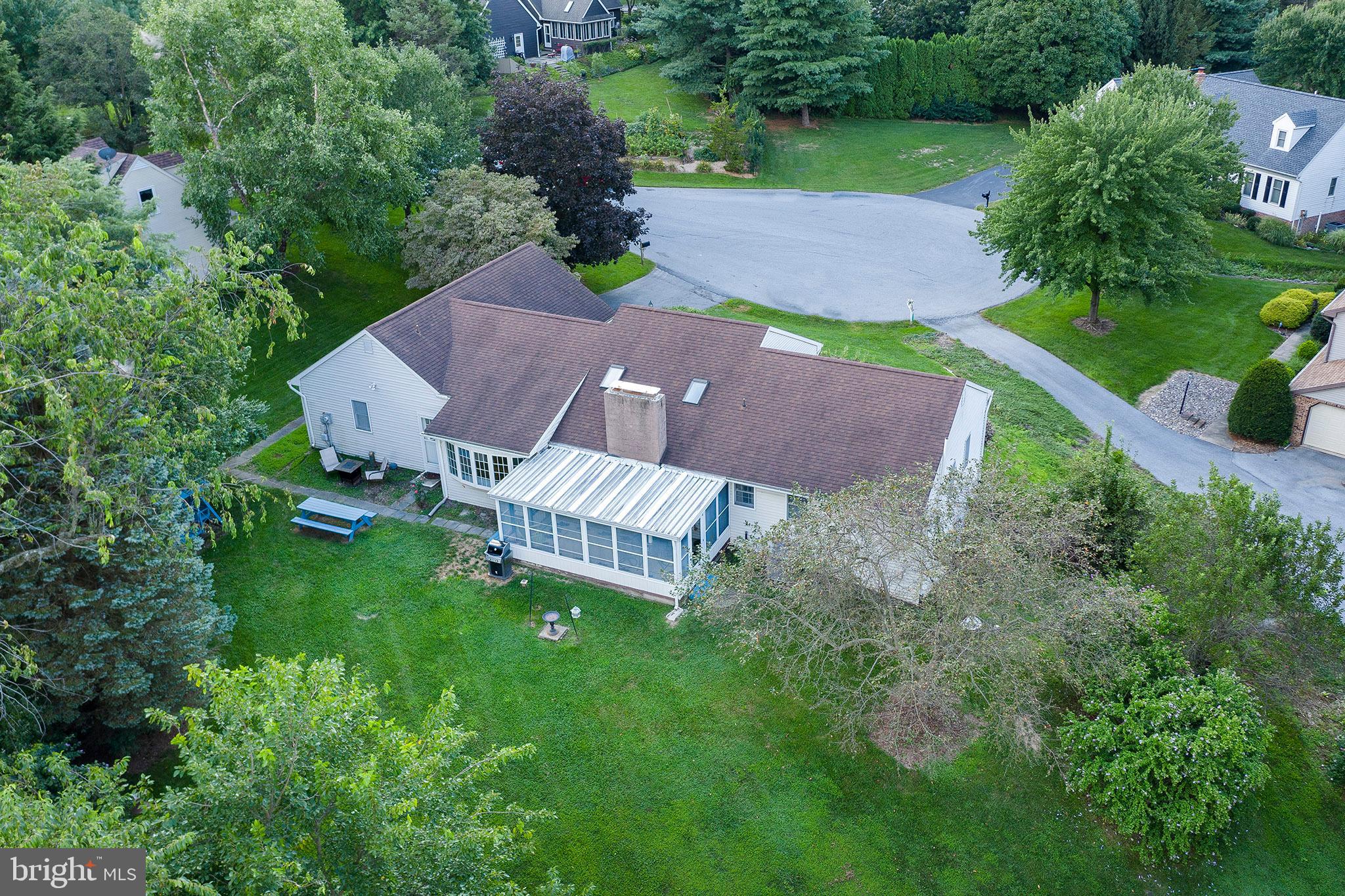 218 Kings Cross Circle Lititz, PA 17543 - Photo 5 of 63
