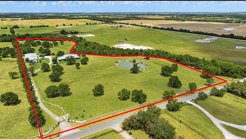 11918 Riek Road Krum, TX 76249 - Photo 3 of 40 Gallery Image 3
