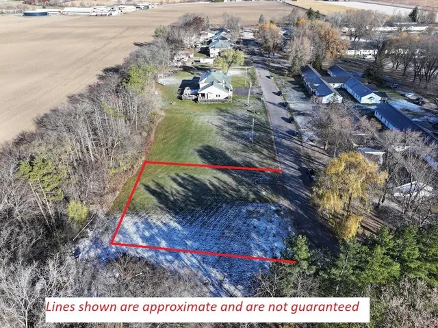 $37,500 | 17-18 Western, North Freedom, WI 53951