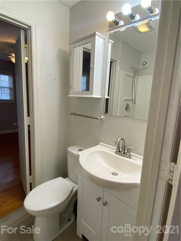11432 Abernathy Road Charlotte, NC 28216 - Photo 19 of 30 Gallery Image 19