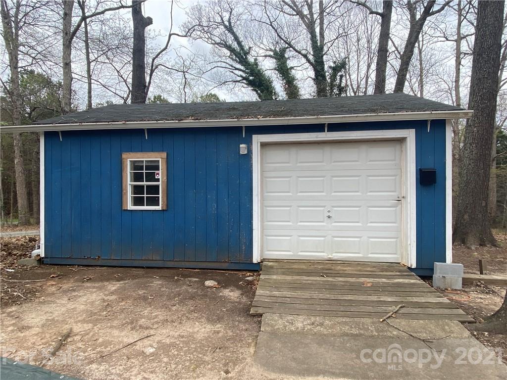 11432 Abernathy Road Charlotte, NC 28216 - Photo 28 of 30 Gallery Image 28