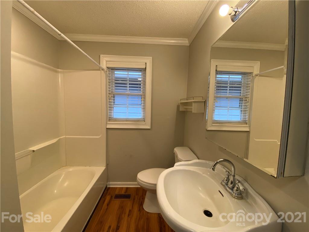 11432 Abernathy Road Charlotte, NC 28216 - Photo 30 of 30 Gallery Image 30