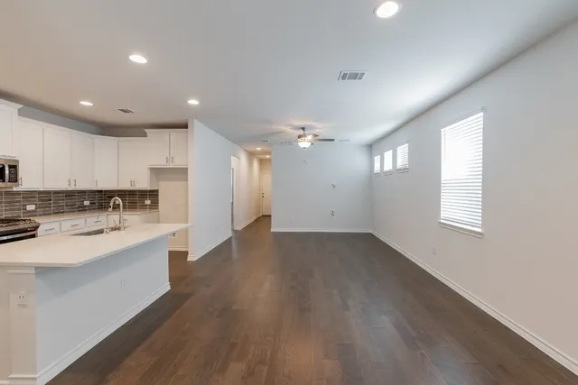 $3,100 | 5302 Mulberry Grove Lane, Unit 152, Austin, TX 78723