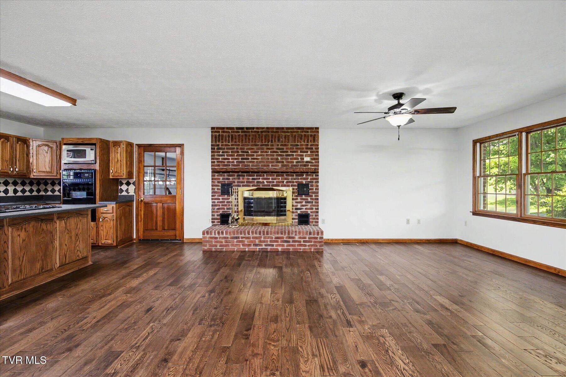 268 Byington Road Rogersville, TN 37857 - Photo 10 of 53 10-268 Byington -9
