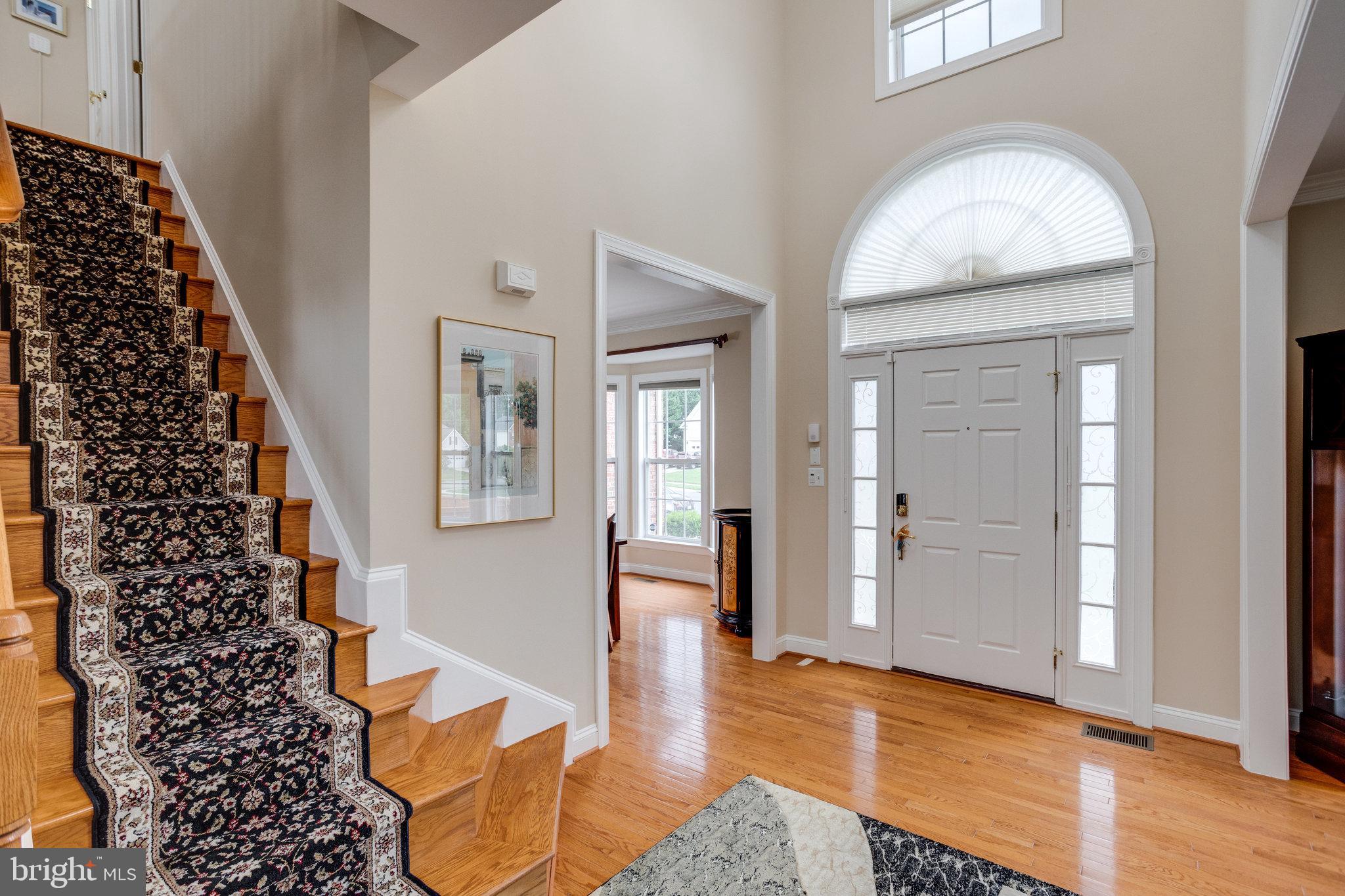 13195 Delaney Road Woodbridge, VA 22193 - Photo 40 of 88 Stairwell leading to upper level